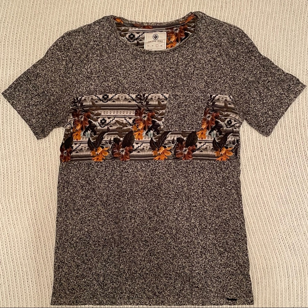 On the Byas short sleeve tee shirt mens size L